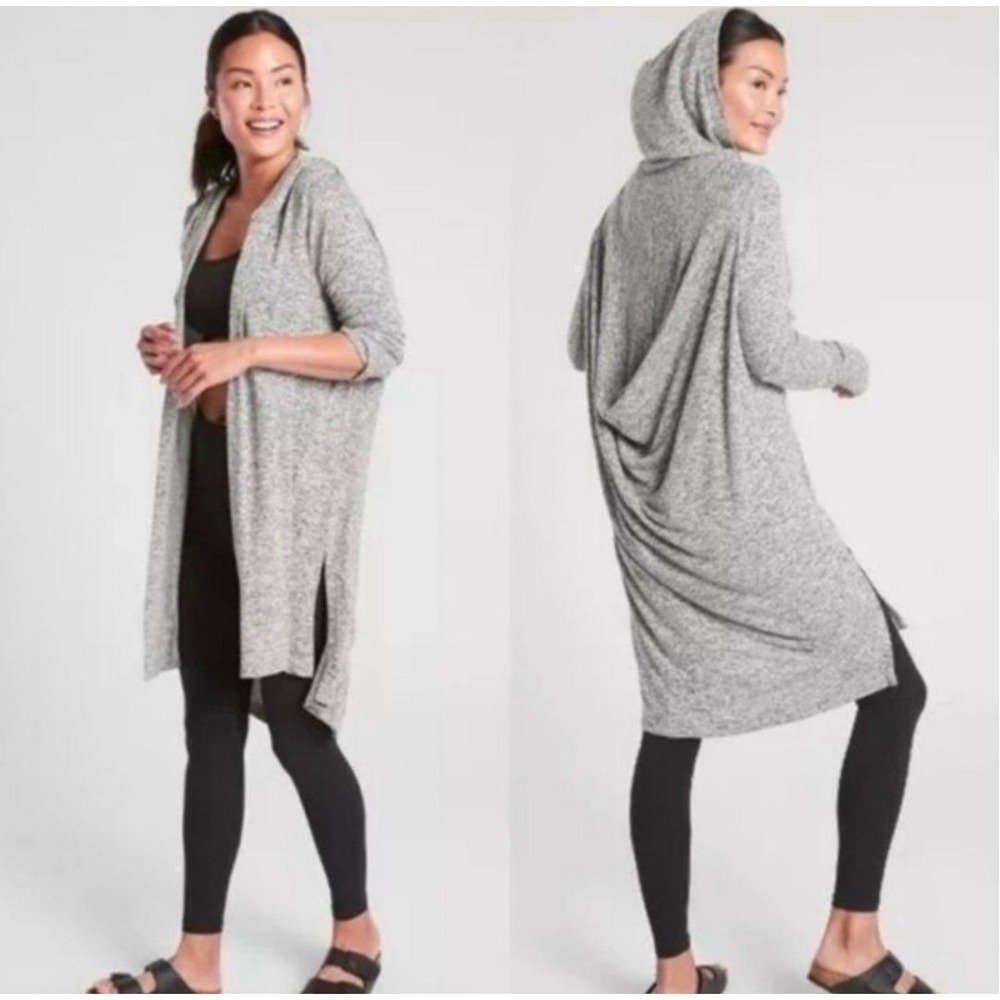 Athleta Medium Harmony Wrap 2.0 Heather Grey Open Front Cardigan Athlesiure